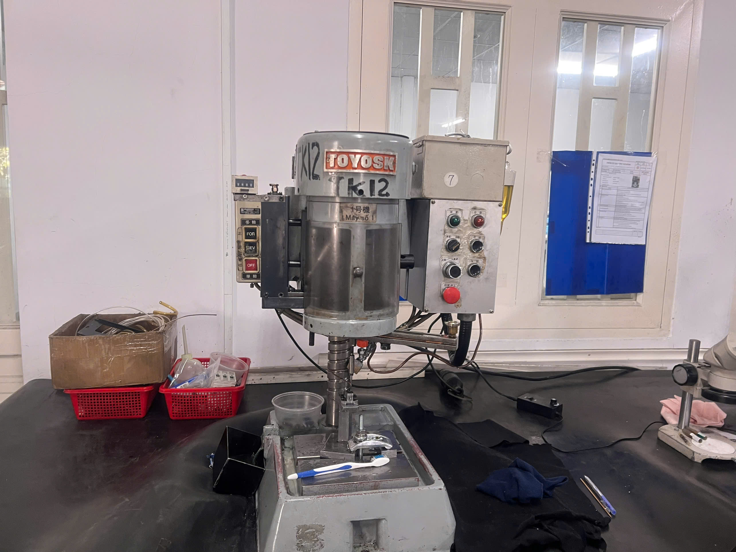 Automatic Tapping Machine